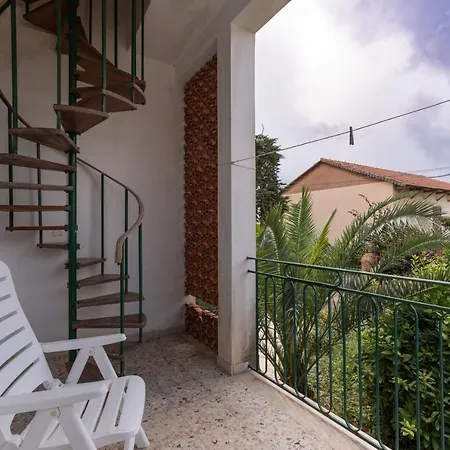 Villetta Vista Mare E Monte Вилла Эриче